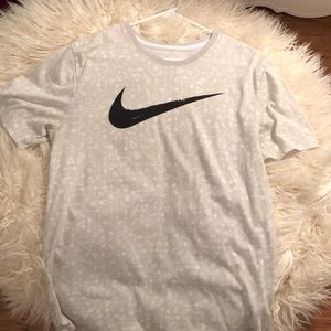 nike swoosh t shirt